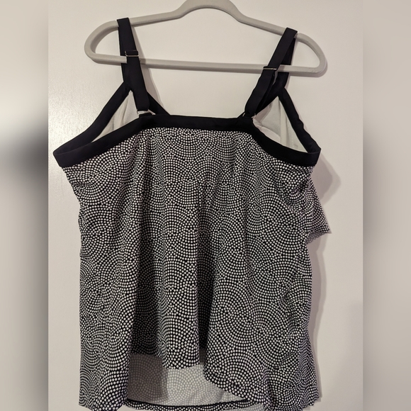 Tankini - Picture 2 of 3